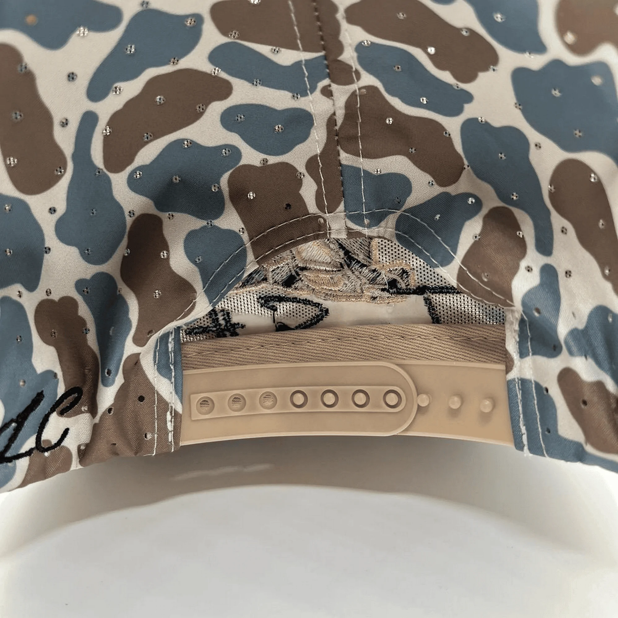 Blue Camo Duck Rope Hat - Image 4