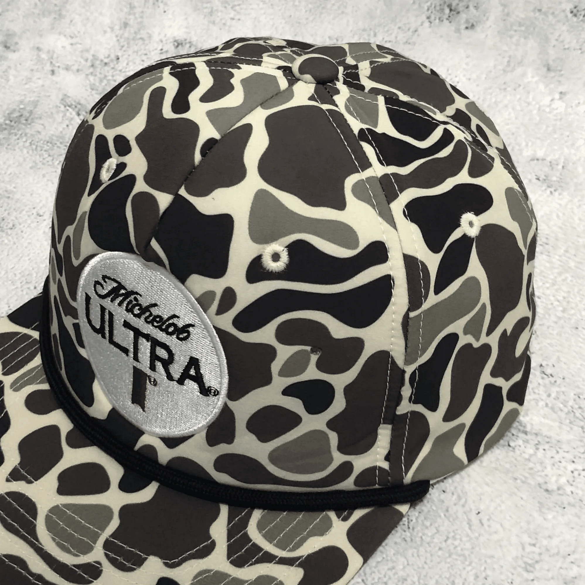Michelob Ultra Vintage Style Camo SnapBack Rope Beer Hat - Image 2