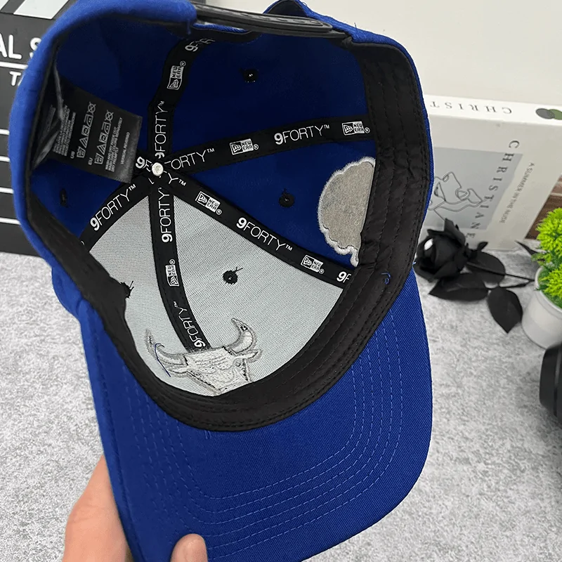 NEW ERA 9FORTY A-FRAME CHICAGO BULLS NBA PATCH TWO TONE GREY UV SNAPBACK - Image 4