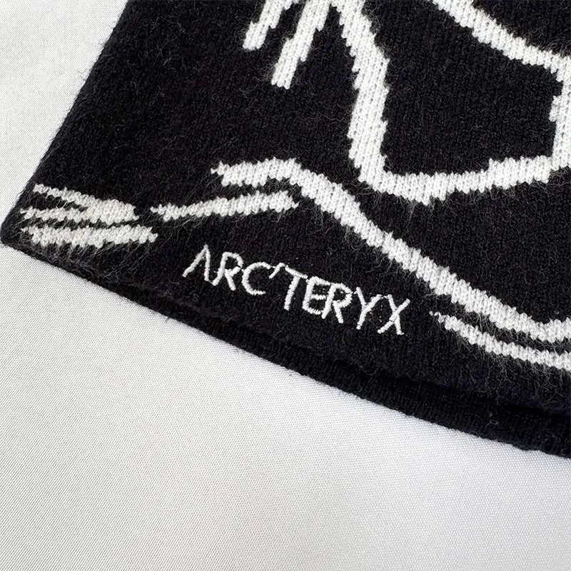 Apex Bird Beanie - Image 6