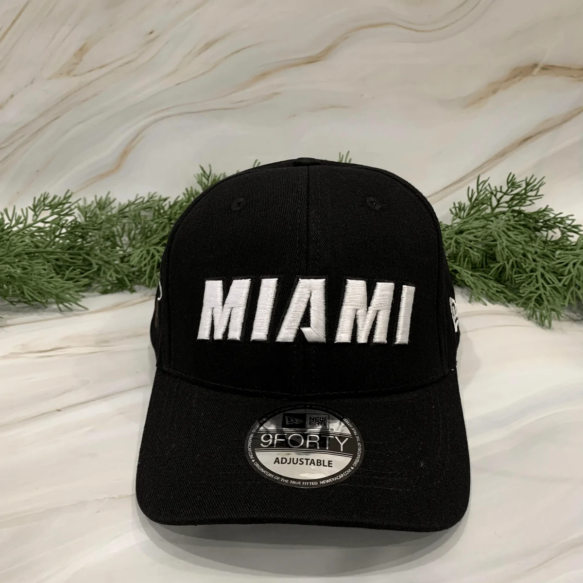 MEN'S MIAMI HEAT NEWS ERAS RED TEAM STATEMENT EDITION 9FORTY ADJUSTABLE HAT - Image 2