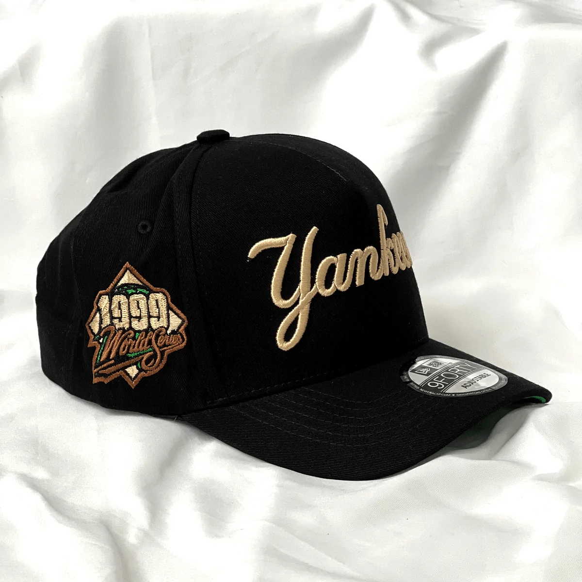 NEWS ERAS NEW YORK YANKEES WORLD SERIES 1999 GOLD COPPER A FRAME 9FIFTY SNAPBACK HAT - Image 3